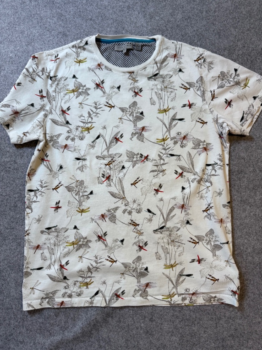 Ted Baker London Dragonfly Print T-Shirt Men’s Size 3